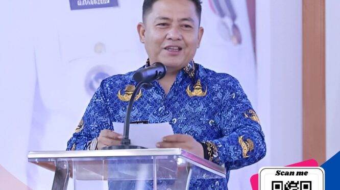 H. Ahmad Yani (Wakil Bupati Bombana) saat membuka Musrenbang Rencana Kerja Pemerintah Daerah (RKPD) Tahun 2026 pada Kamis (17/4/24) di Aula Tanduale, Kantor Bupati