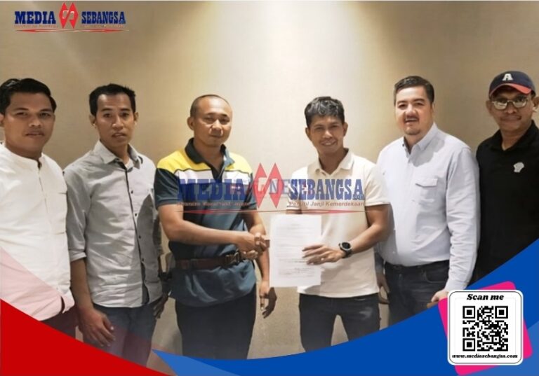 Foto bersama Ahli waris dan manajemen PT. Yuman Jaya Tama (sc : sultranet)